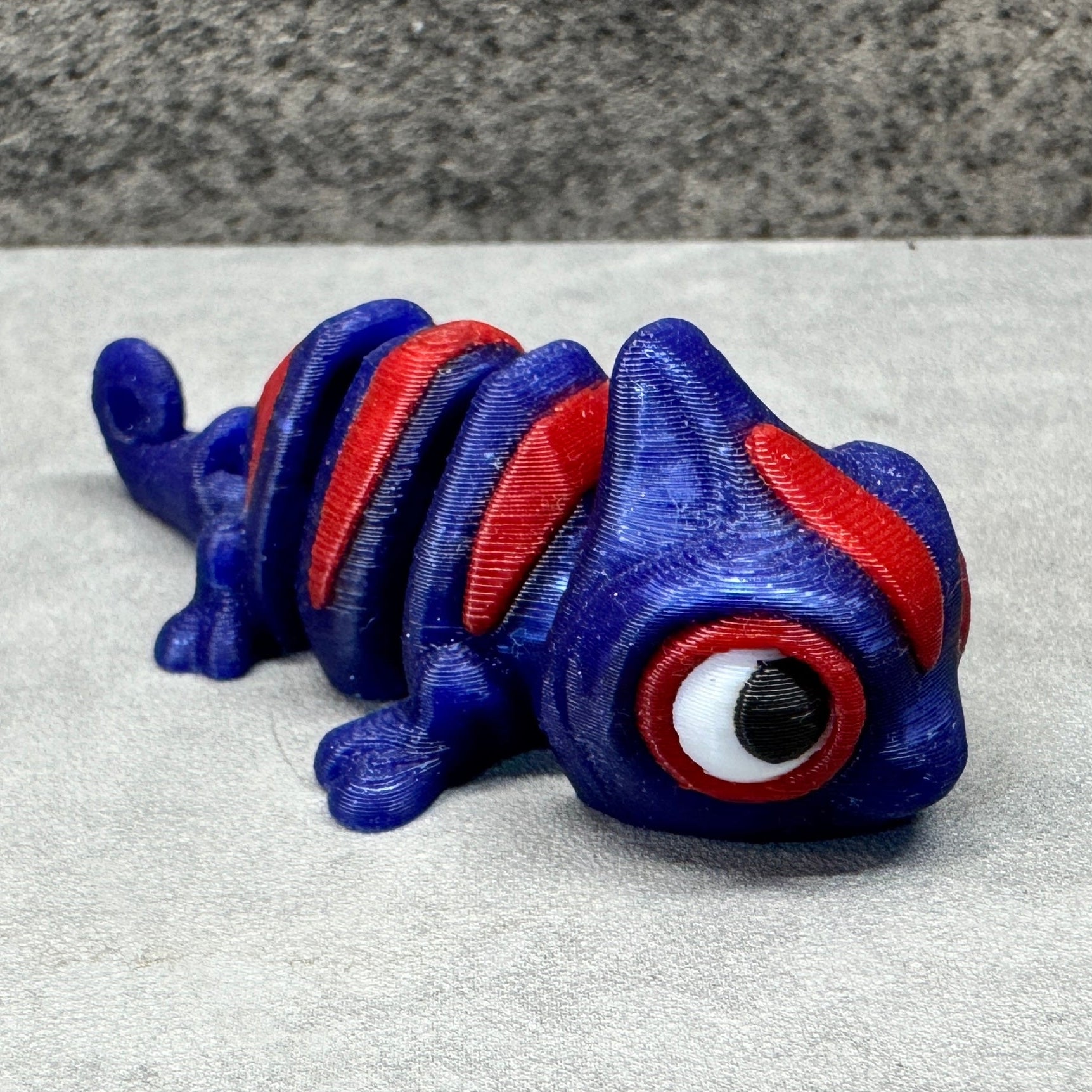 Chameleon (Blue/Red)