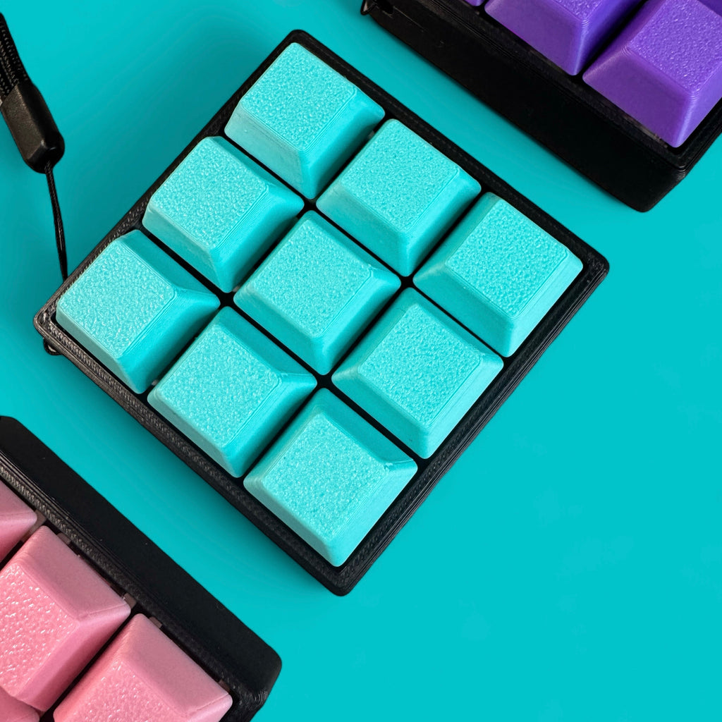 9 Key Mechanical Keyboard Clicker Keychain
