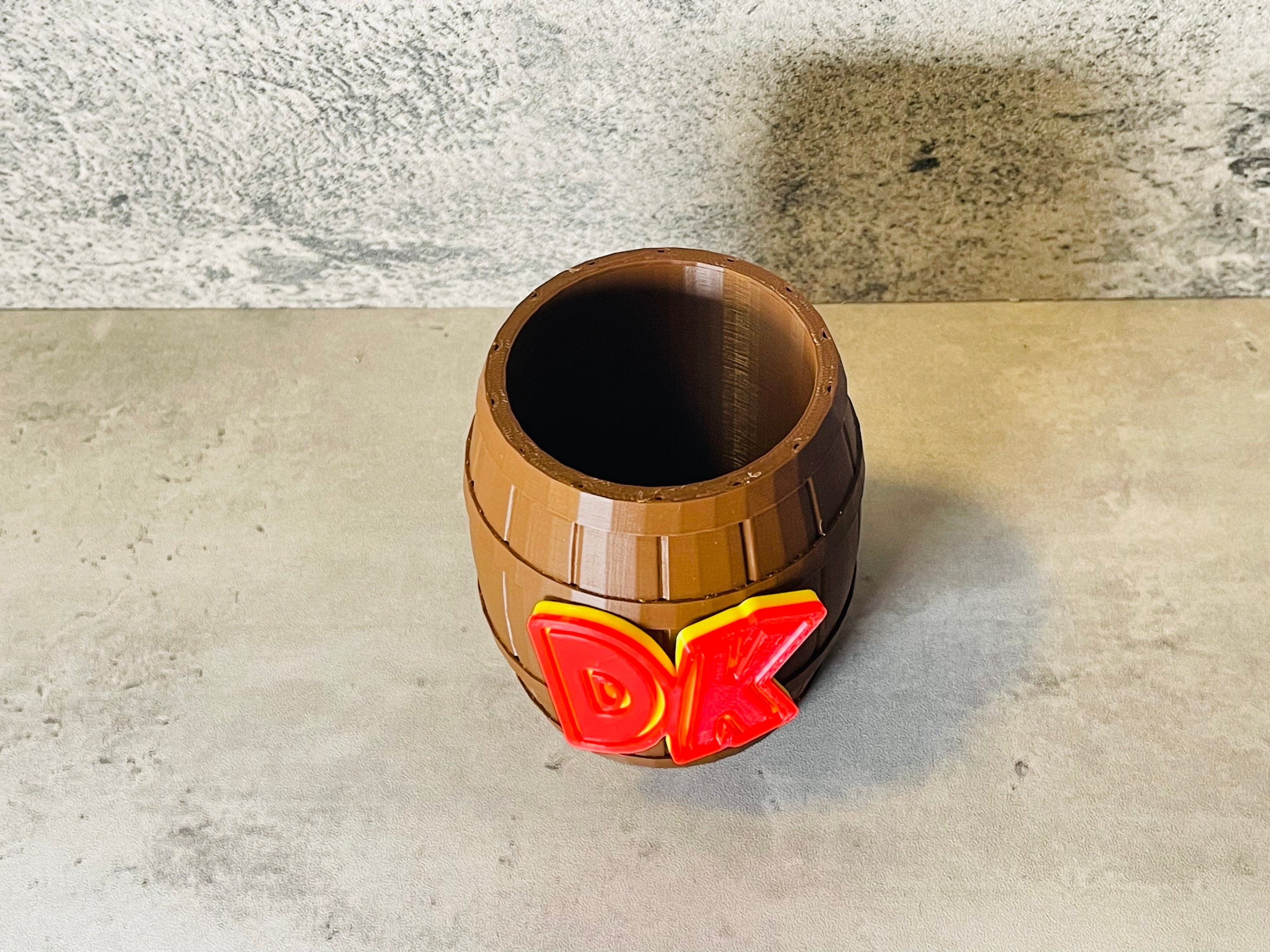 DK Barrel Pen Holder
