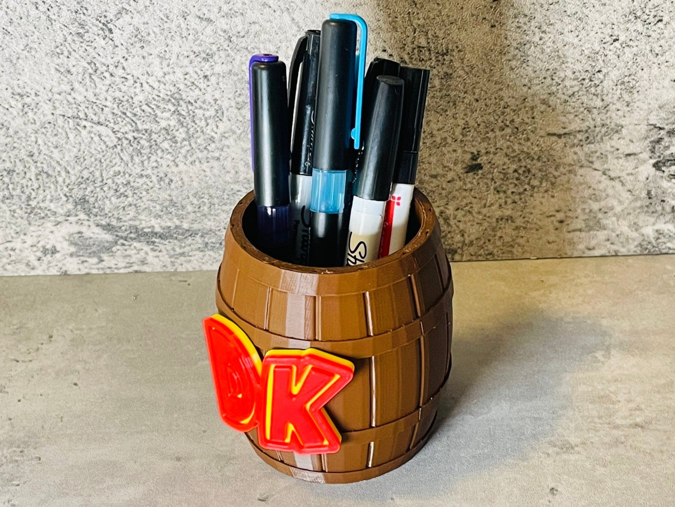 DK Barrel Pen Holder