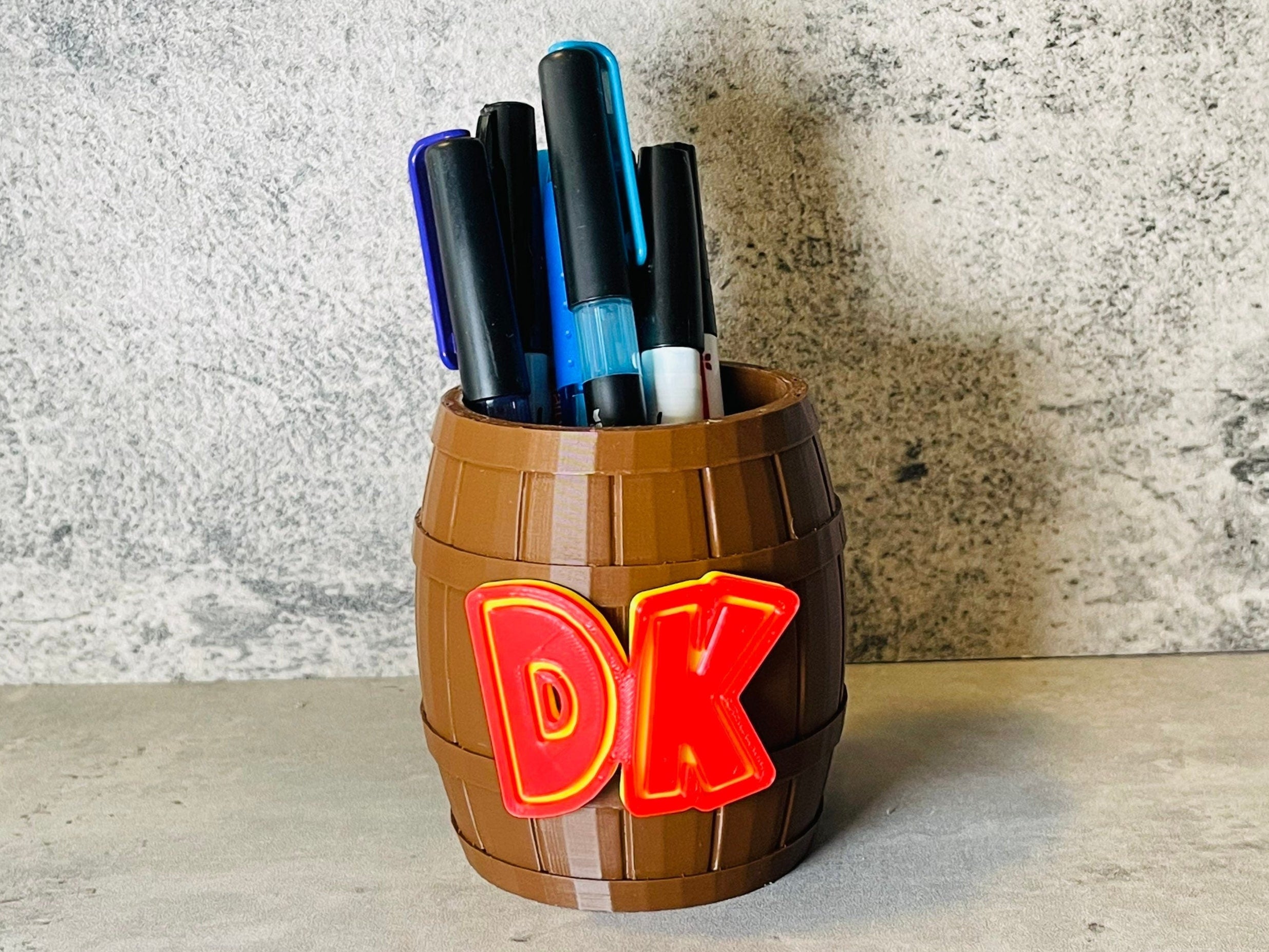 DK Barrel Pen Holder