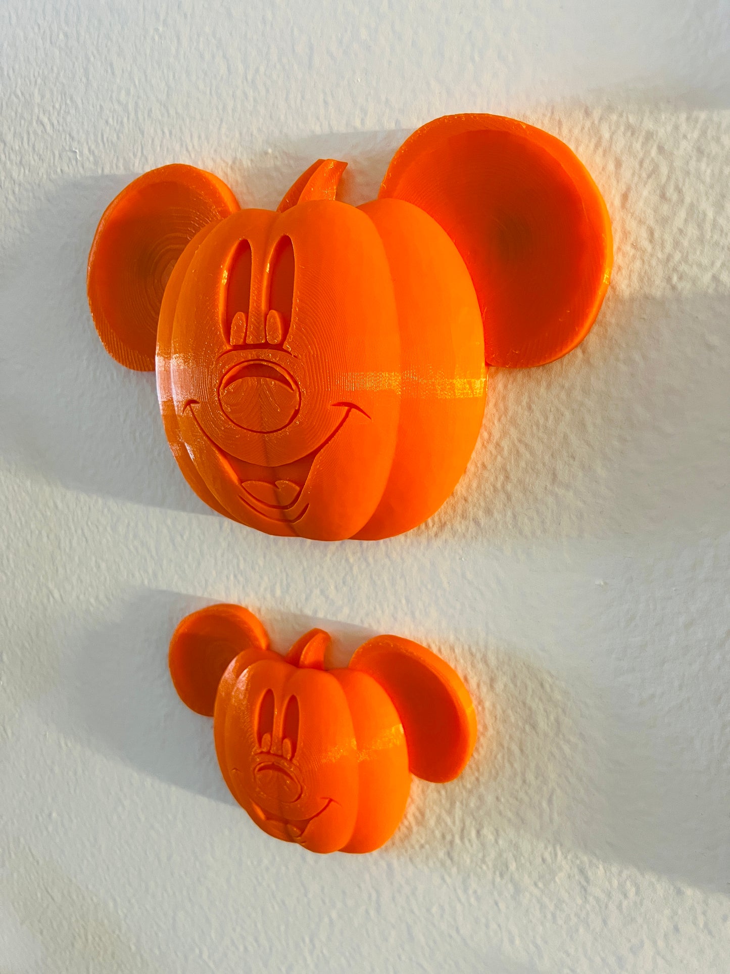 
                  
                    Mouse Pumpkin Decorations
                  
                