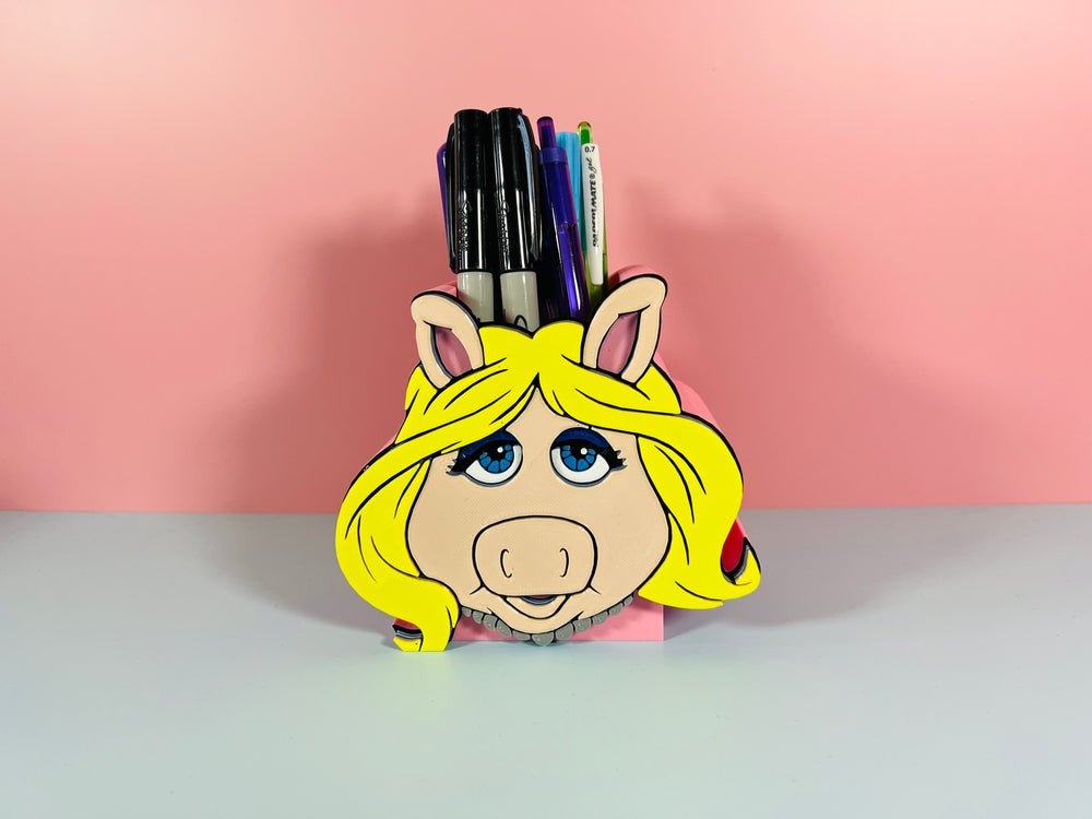 Fancy Pig Pen Holder